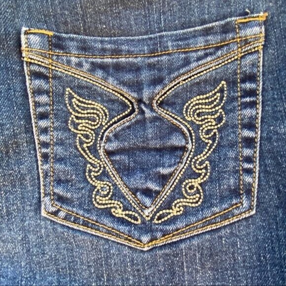 Cosmopolitan Jeanwear Blue Embroidered Bootcut Midrise Denim Loose Fit Jeans - Picture 12 of 12